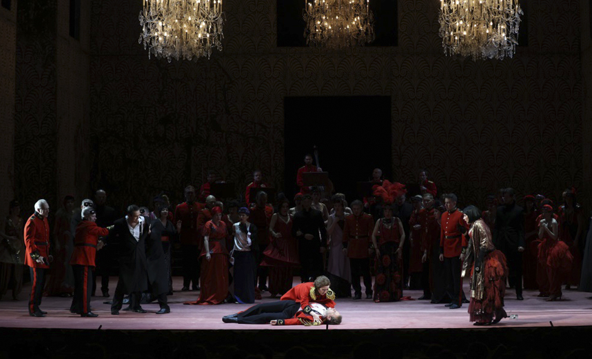 Бал-маскарад